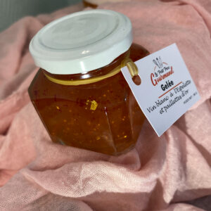 Gelée de vin blanc, piment d'Espelette et paillettes d'or