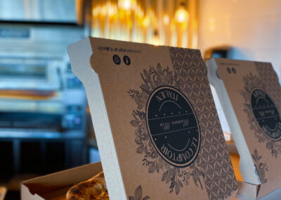 Photo d'une boite à pizza Le Comptoir Italien prise lors d'un shooting photo